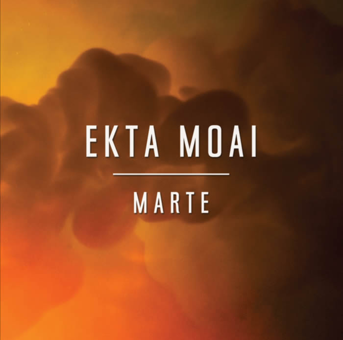 ekta_moai
